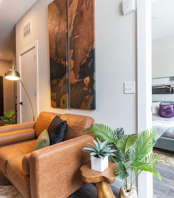 Living Area at 1010 Apartments, Allentown