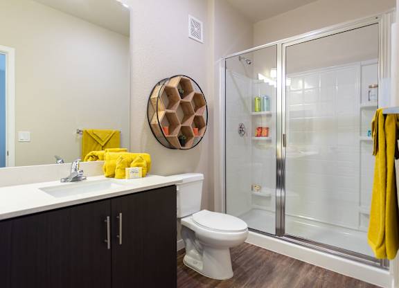 Bathroom, Sink, Tub, Shower, Mirror