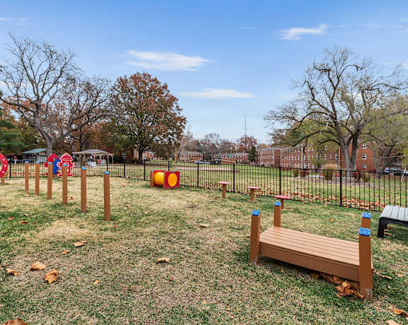 dog park at Hampton Gardens, Saint Louis, 63139