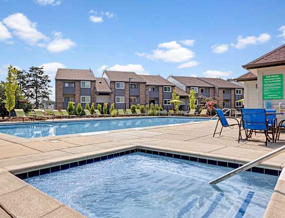 the enclave at homecoming terra vista swimming pool