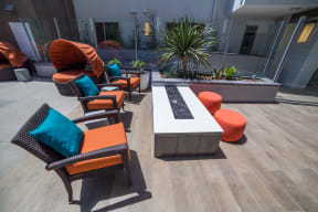 Los Angeles Ca Apartments-Wakaba LA Lounge