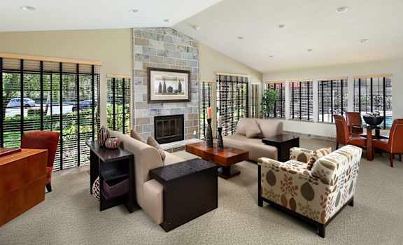 Clubhouse Lounge