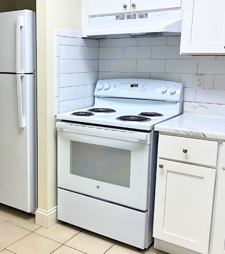available 1 and 2 spacious and beautiful apartments located in red bank, monmouth county, new jersey, nj near the navesink river, best apartments in red bank, nj monmouth county