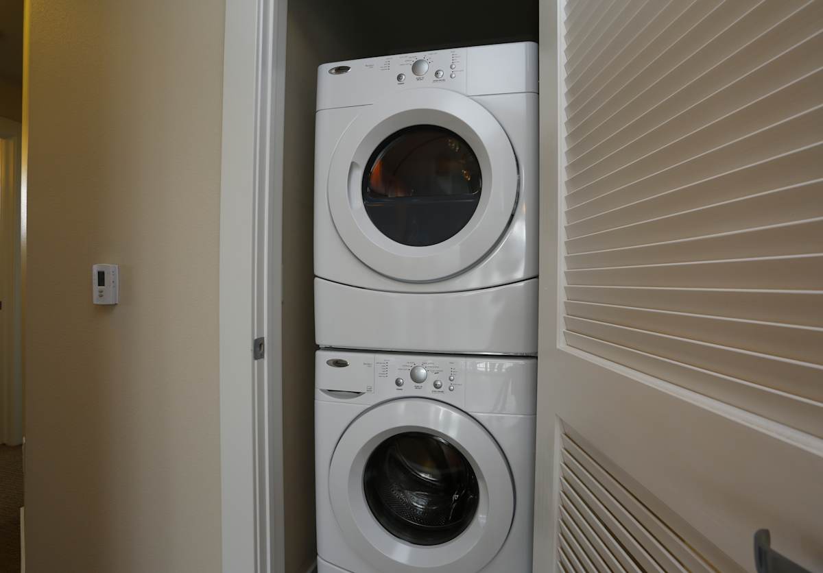 Lake Vista Apartments in-home washer and dryer - Loveland, CO