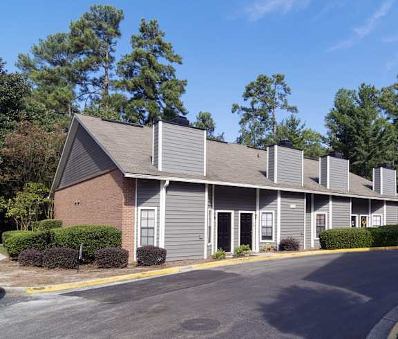 Garage Available at Bradford Pointe, Augusta