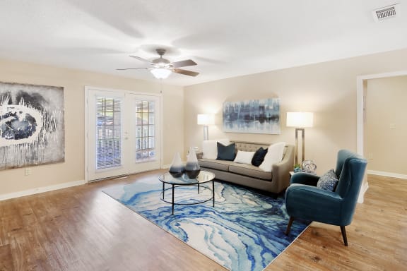 Modern Living Area at Lexington Pointe Apartment Homes, Oxford, MS, 38655