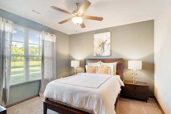 Modern Bedroom at Audubon Park Apartment Homes, Zachary, 70791