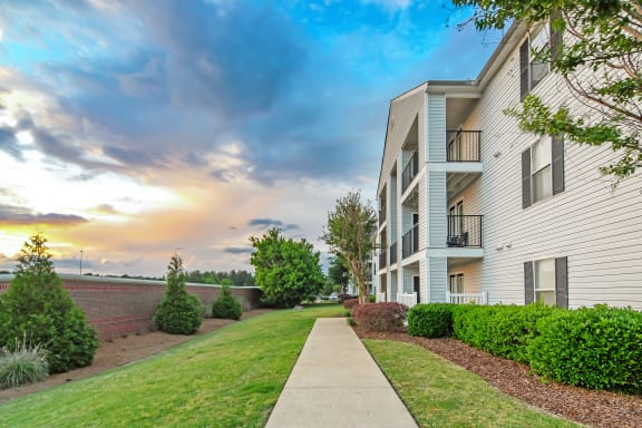 Sidewalk through Backyard at Avalon Apartment Homes, Starkville, MS, 39759