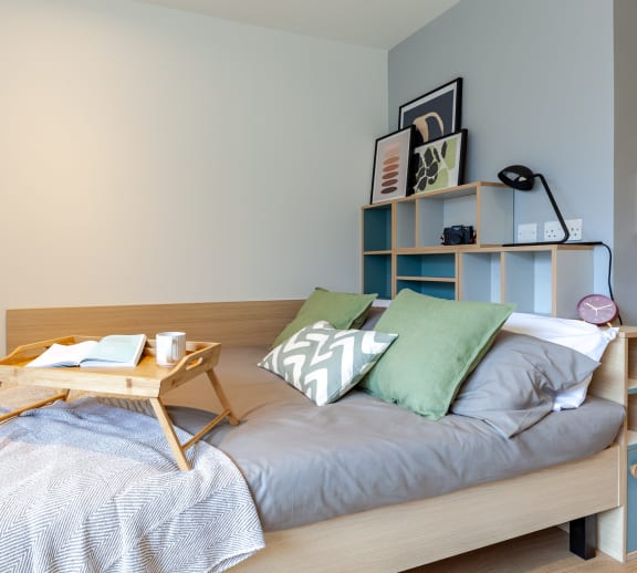 Alma-Court_home_2_Image