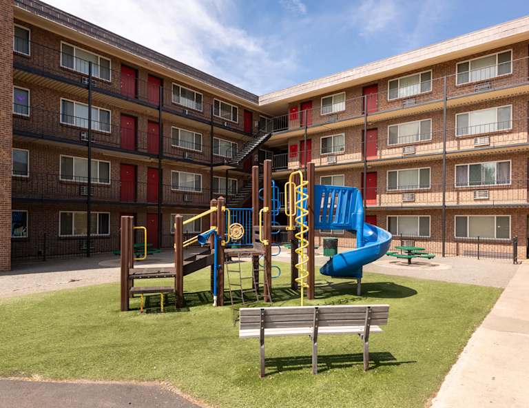 Meridian Garden Apartments 57 of 81
