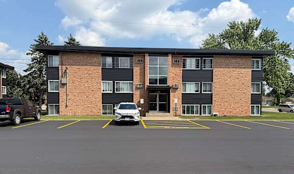 Portland Terrace Apartments, Richfield, MN
