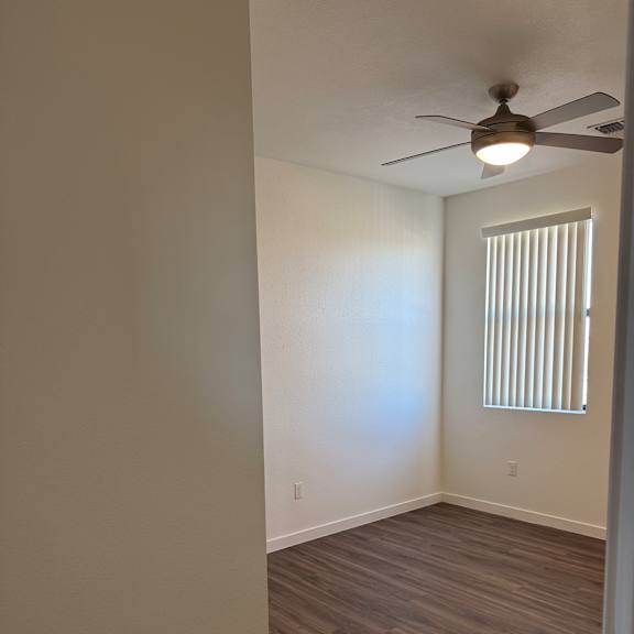 New Frontier 3x2 - bedroom view