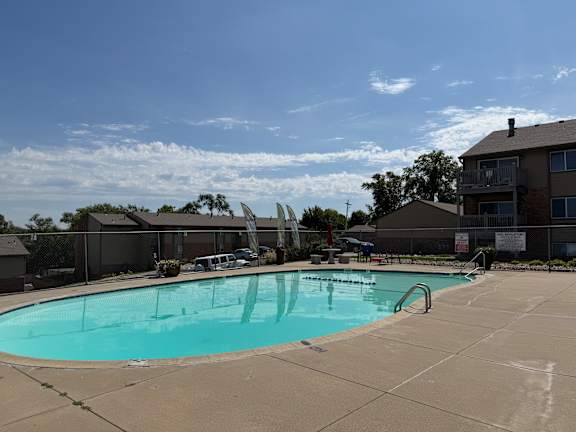 Swimming pool and community building at Fox Run Apartments in Omaha, Nebraska