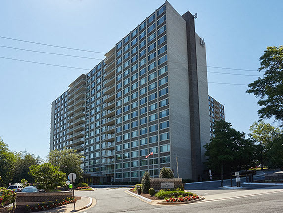 Gated Community at The Aspen, Alexandria, VA, 22305