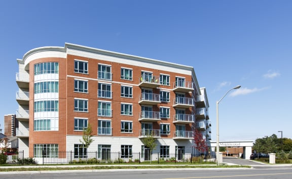 Image of Maplewood Retirement community building from across the road.
