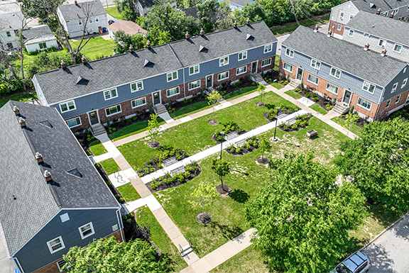 Oxford Village Townhomes – Exterior – Amherst Area – Appliances Included - 24 Hour Emergency Maintenance – Carpeting – Storage – Ask for a Tour -- Internet and Cable Ready - Affordable - Remolded –