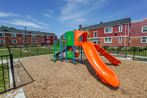 Princeton Court - Studio Unit - One-bedroom, One-Bath Units - Two-bedroom, One-Bath Units – Not Pet Friendly - Appliances Included – SUNY Buffalo - Amherst Central School District