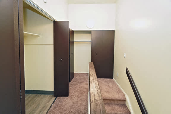 Parkside Houses - One to Four-bedroom, One to One and a Half-Bath Units – Amherst, NY – Williamsville North School District - Closets – Appliances Included - In-unit Laundry - UB North  – Cable/Intern