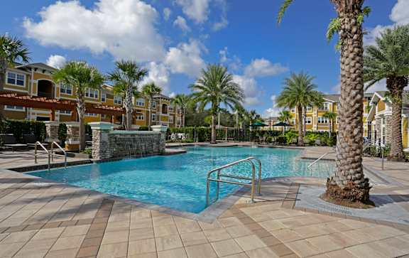 Apartments with a Pool at Bennett Creek Apartments in Jacksonville FL