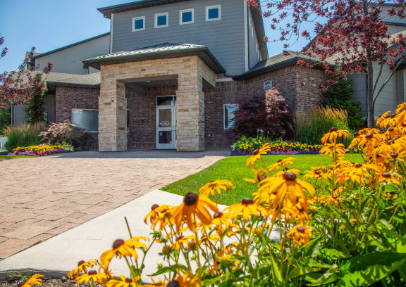 Entrance to Four Seasons Southtowne