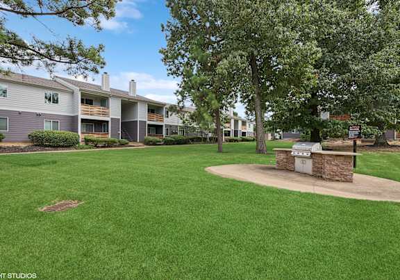 Green Space at The Stella Apartments, Memphis, 38134