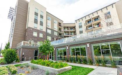 Exterior View of 600 Lofts