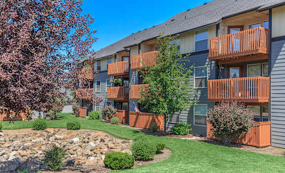 Commons at Pilot Butte Exterior K Building