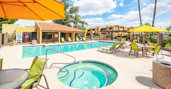 Sparkling Pool at River Point