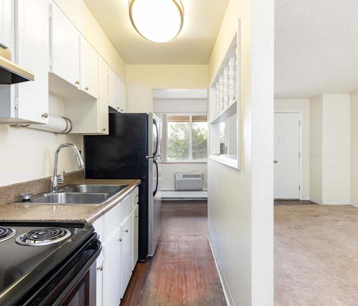 Meridian Garden Apartments 44 of 81