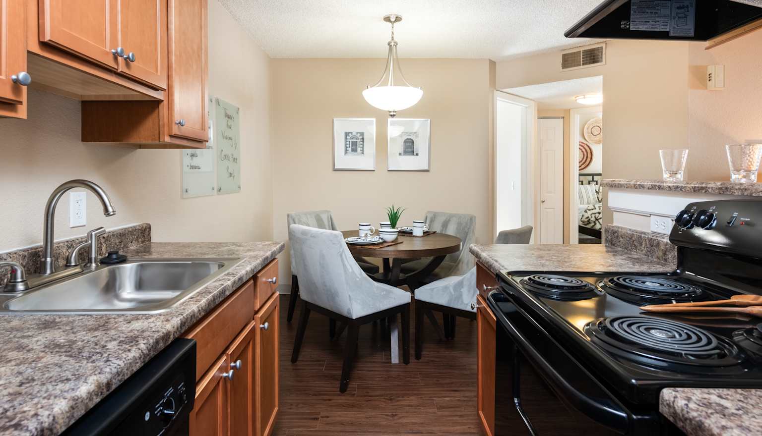 Concordia Apartments 23 of 82