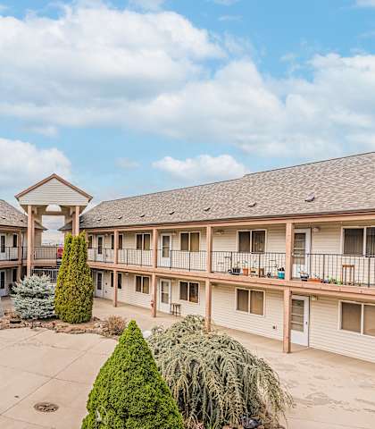the courtyard at our apartments