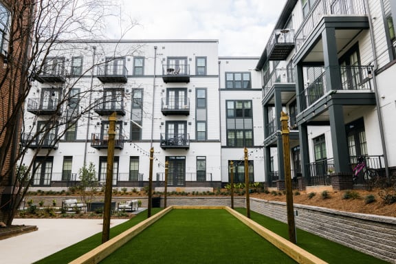 Exterior Landscape at The Quarter House, Jackson, MS, 39216