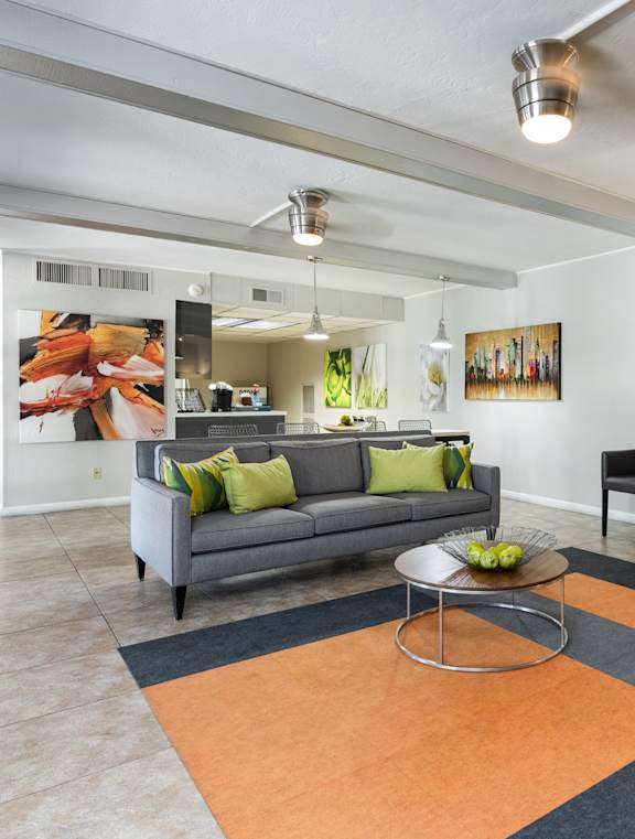 the preserve at ballantyne commons living room and kitchen