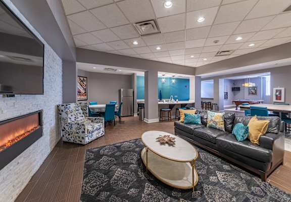 Spacious Lounge at Renaissance at the Power Building, Cincinnati