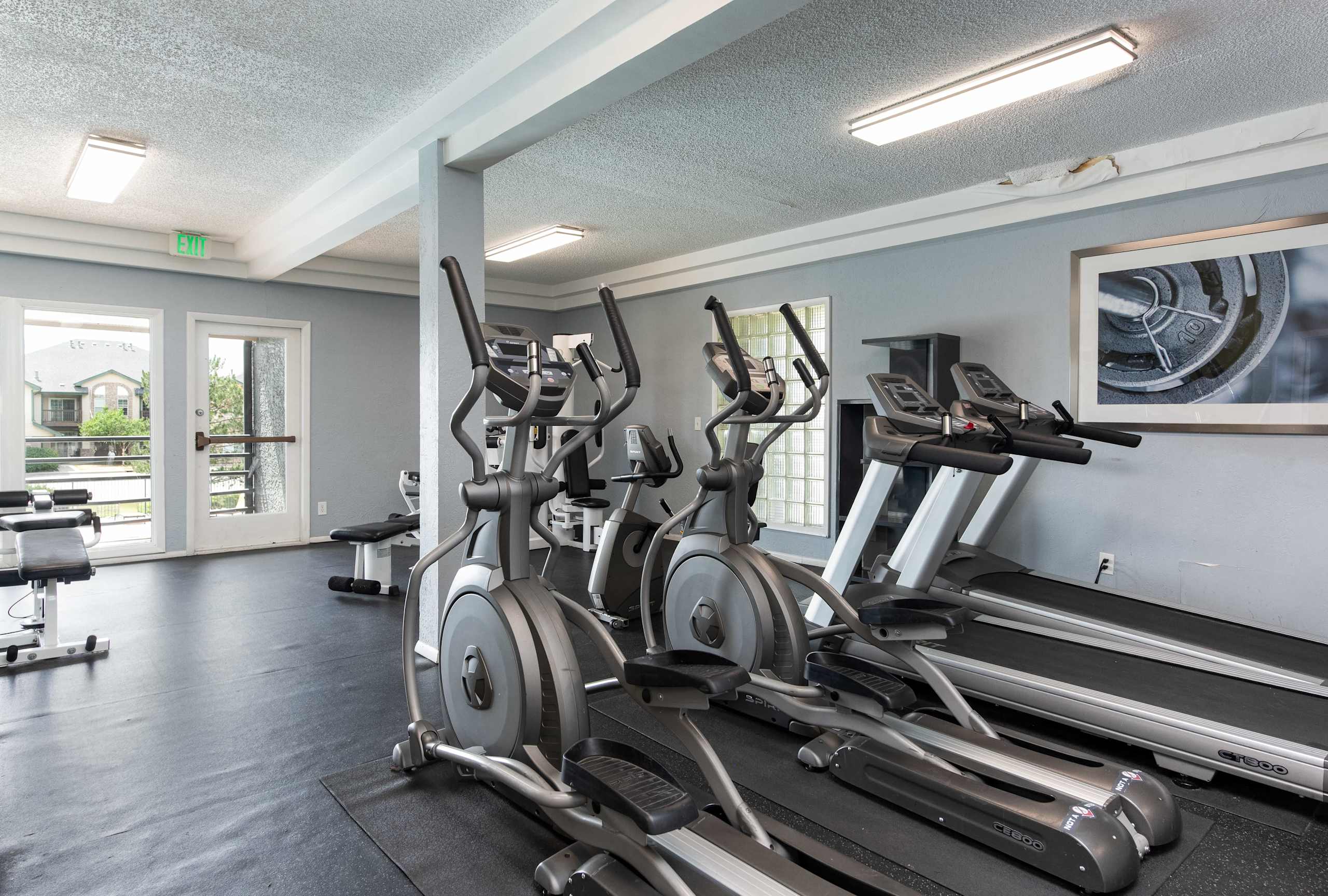Gym at Wentworth Apartments (2 of 8)