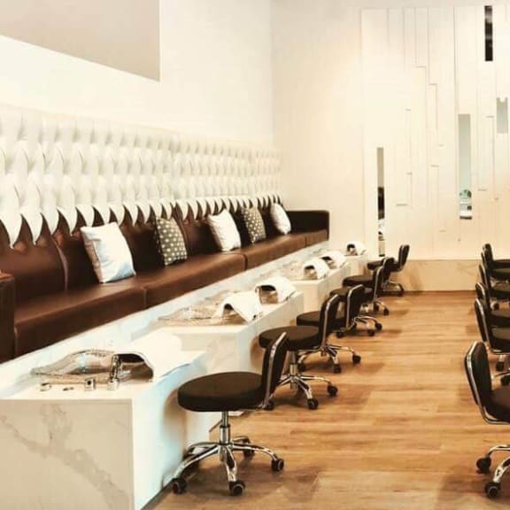 Business Center at Versus, Calgary, Alberta, T2R 1A8