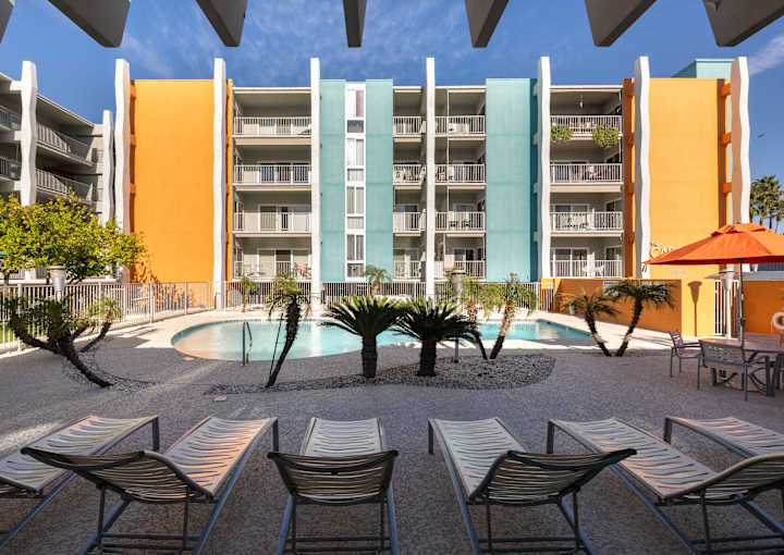 Pool at The Cascades Apartments (6 of 8)