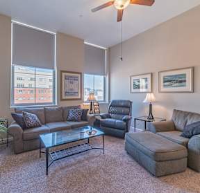 Living room3 at Renaissance at the Power Building, Cincinnati, OH