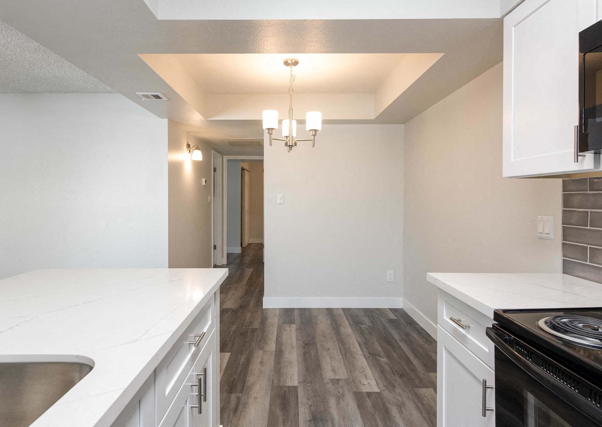 Camelback Cove Apartments in Phoenix, AZ 18 of 90