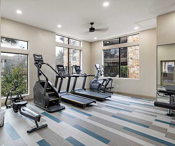 the gym at the monarch luxury apartments at Waters Edge Apartment Homes, Georgetown, 78626