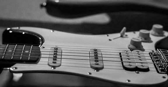Guitar at Rock 35, Texas, 78681