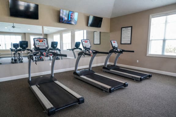 24-hour Fitness Center at Stoney Pointe Apartment Homes in Wichita, KS