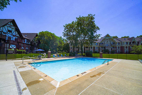 Outdoor Swimming Pool with Steps at Swiss Valley Apartments, Wyoming