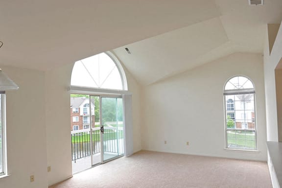 Third Floor Apartments with Vaulted Ceilings at Portsmouth Apartments, Novi, MI
