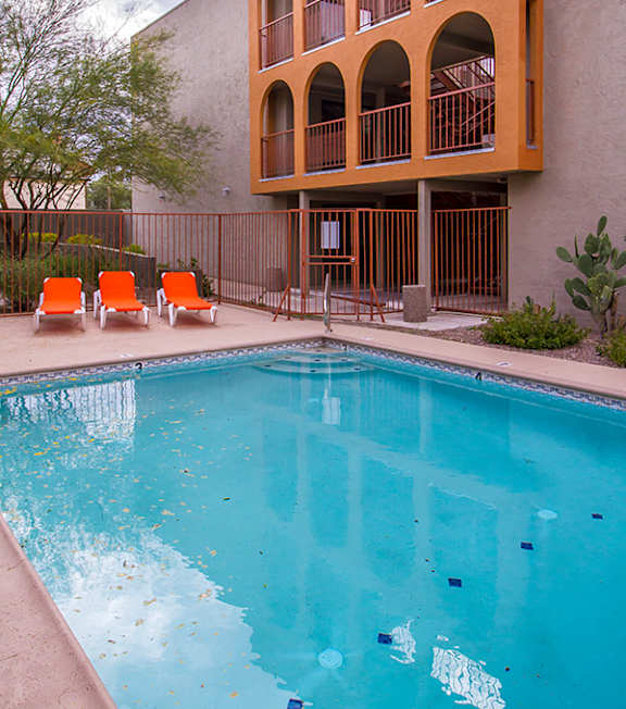 Pool at University Lofts Apartments near University of Arizona in Tucson Arizona