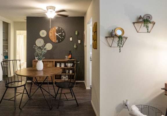 This is a picture of the dining area in a 576 sq foot 1 bedroom, 1 bath apartment at Red Bank Reserve in the Madisonville neighborhood of Cincinnati, Ohio.