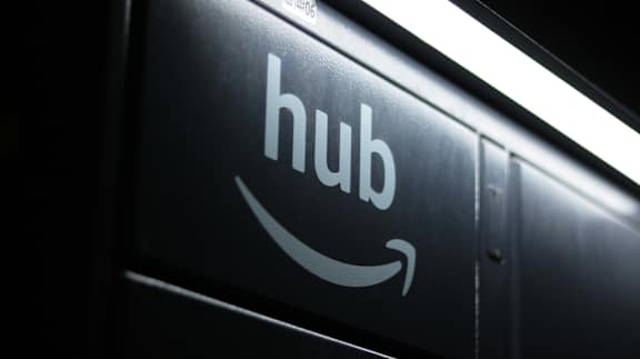 A close up of a sign with the word hub at Brickside Heights, Utah, 84106