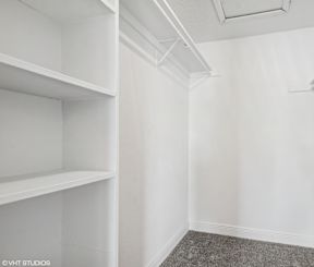 a dining room at Palm Avenue Apartments in Tampa, FL