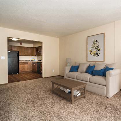 Grand Forks, ND Stanford Court Apartments | Living Space