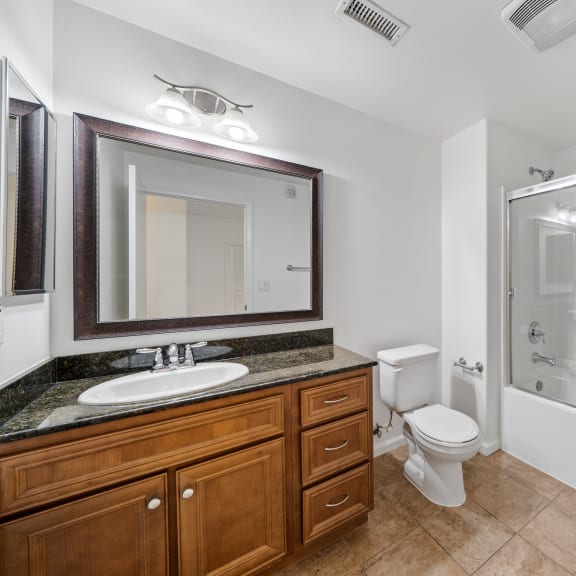 Apartments in Canoga Park, CA Le Blanc Apartments